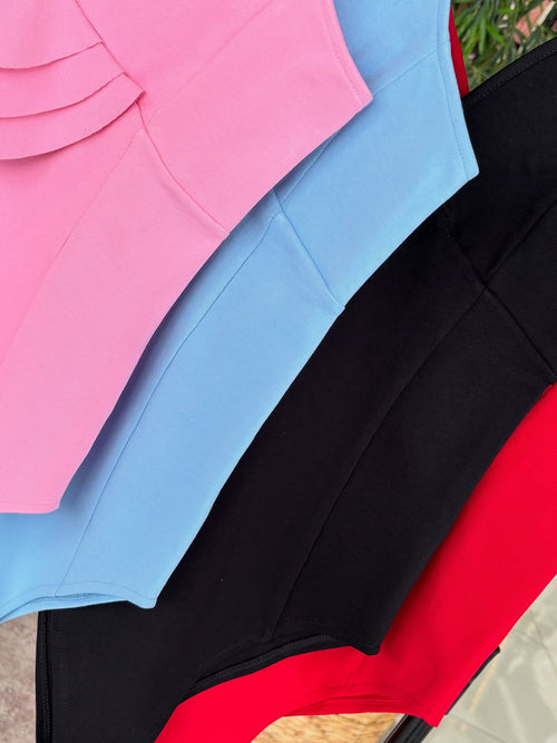 Blusa Asimétrica con Olan Decorativo