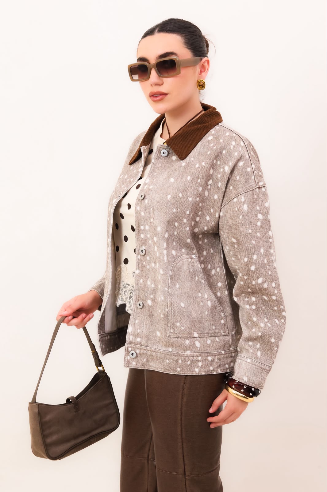 Chamarra de mezclilla animal print
