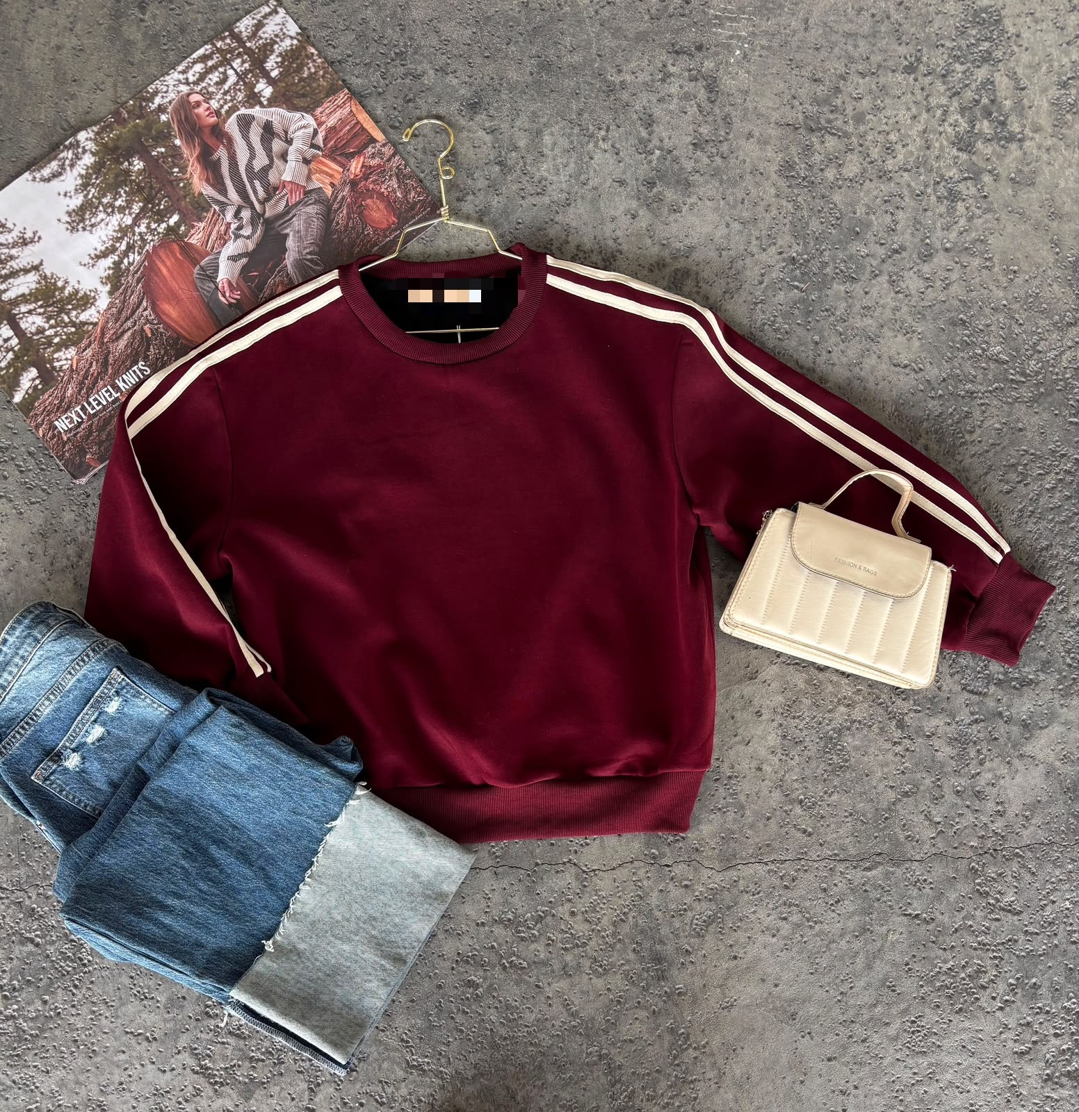 Sudadera con detalle de líneas 4572